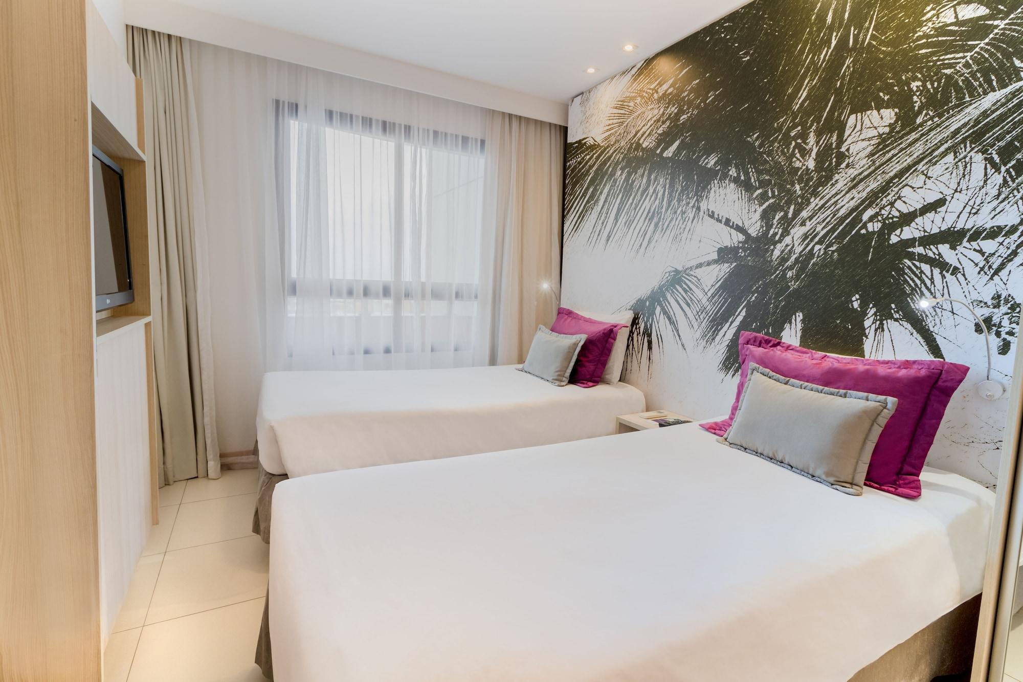 Mercure Salvador Boulevard Hotel Bagian luar foto